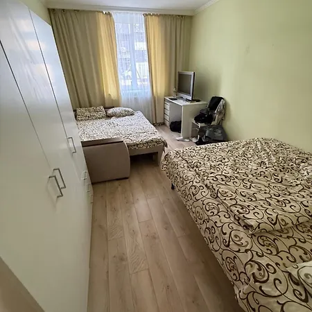 House в новобудові по вул зелена 204 *