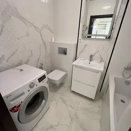 House в новобудові по вул зелена 204 Apartament Lwów