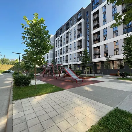 House в новобудові по вул зелена 204 *